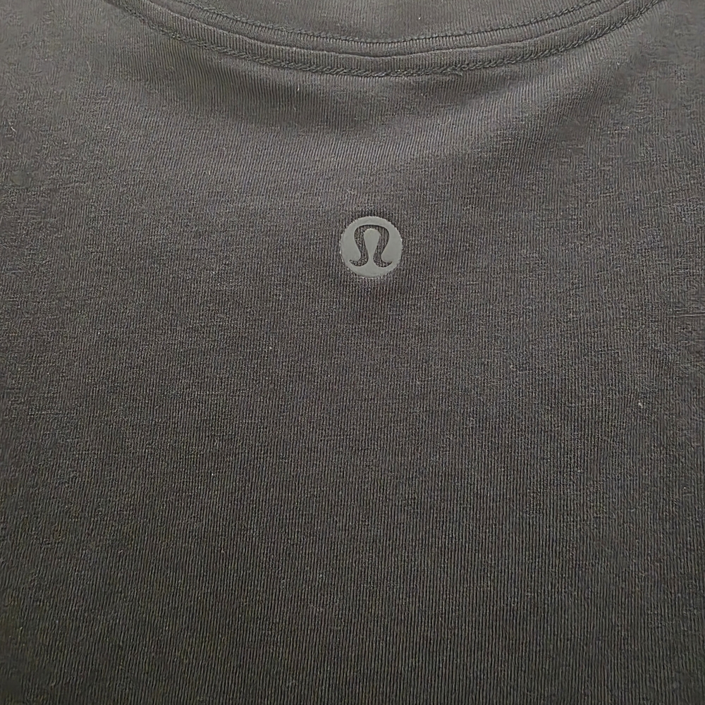 Lululemon Special Edition HAWAII Tee Size 2, 16" P2P - Picture 4 of 5